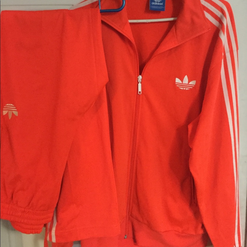 Adidas track suit size L